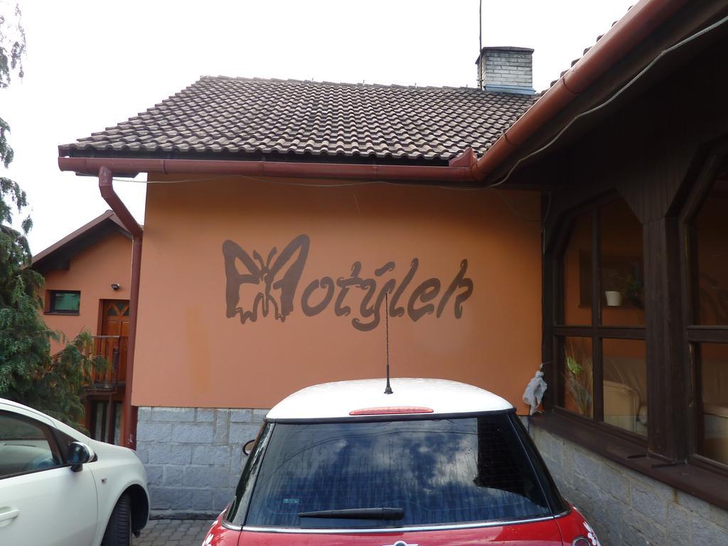 Penzion Motylek Vřesina Exteriör bild
